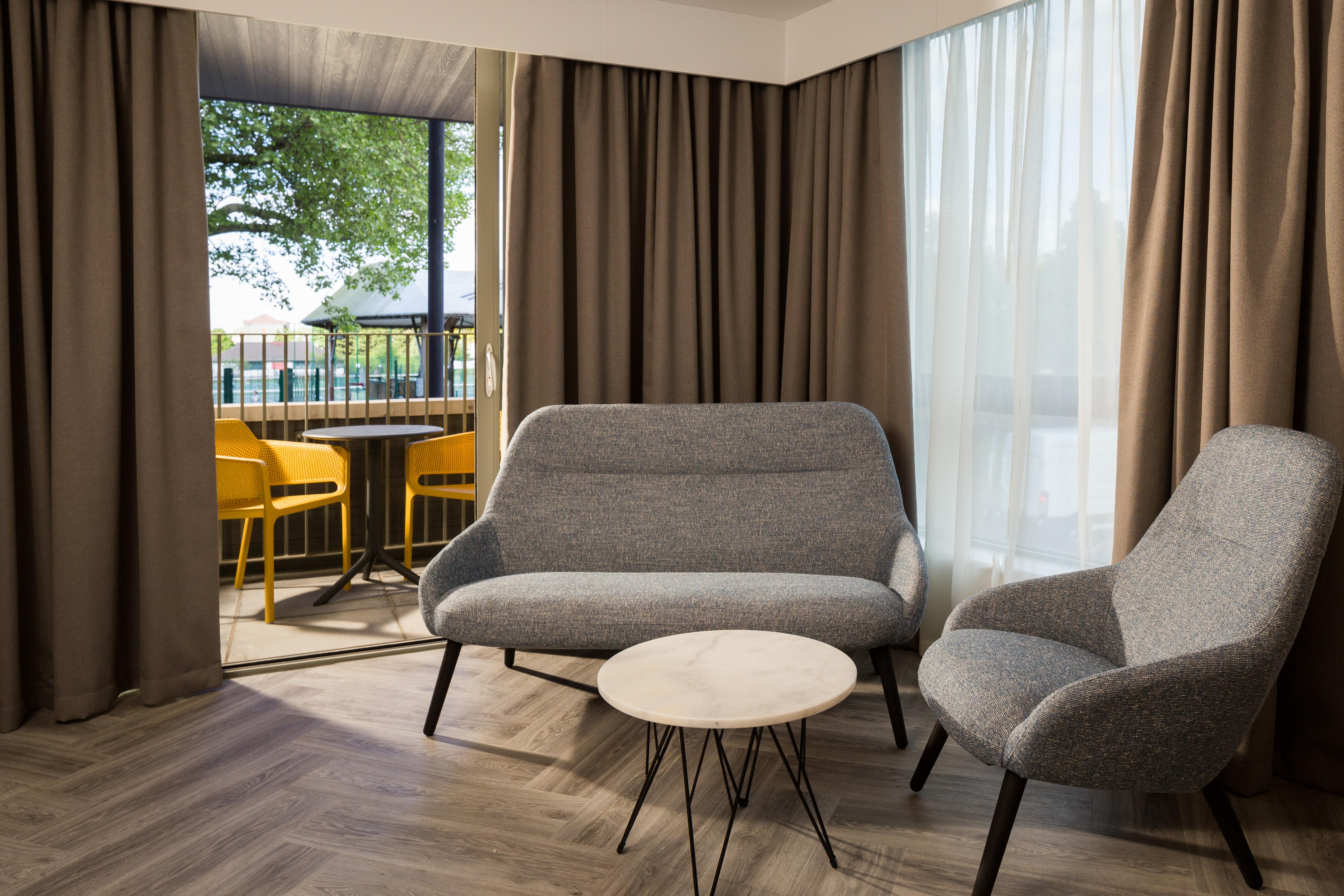 Roomzzz Stratford 4* Londra